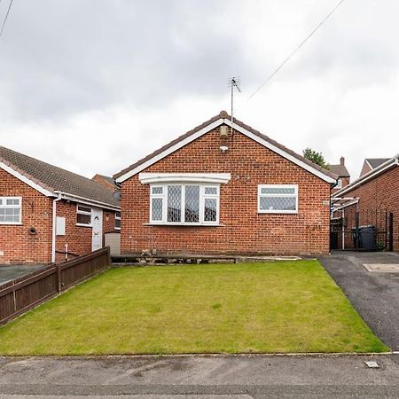 Luxurious Detached Bungalow Batley Exteriér fotografie