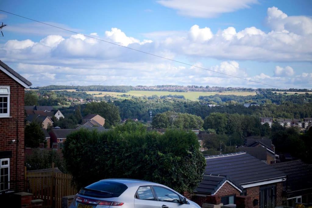 Luxurious Detached Bungalow Batley Exteriér fotografie