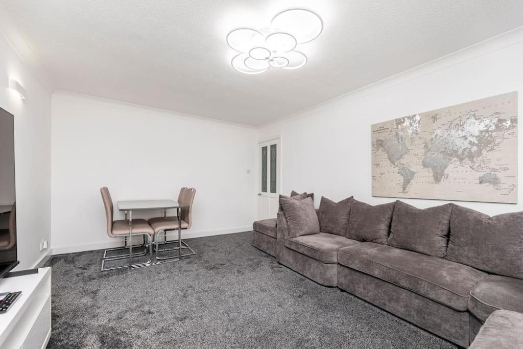 Luxurious Detached Bungalow Batley Exteriér fotografie